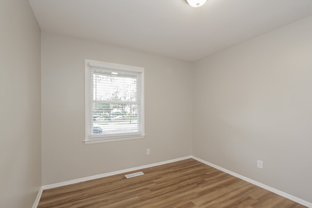 Building Photo - 624 Dobson Dr