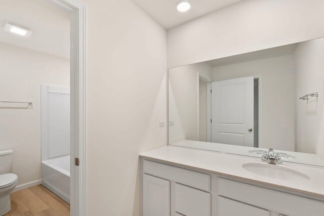 Building Photo - 660 Switchgrass Wy