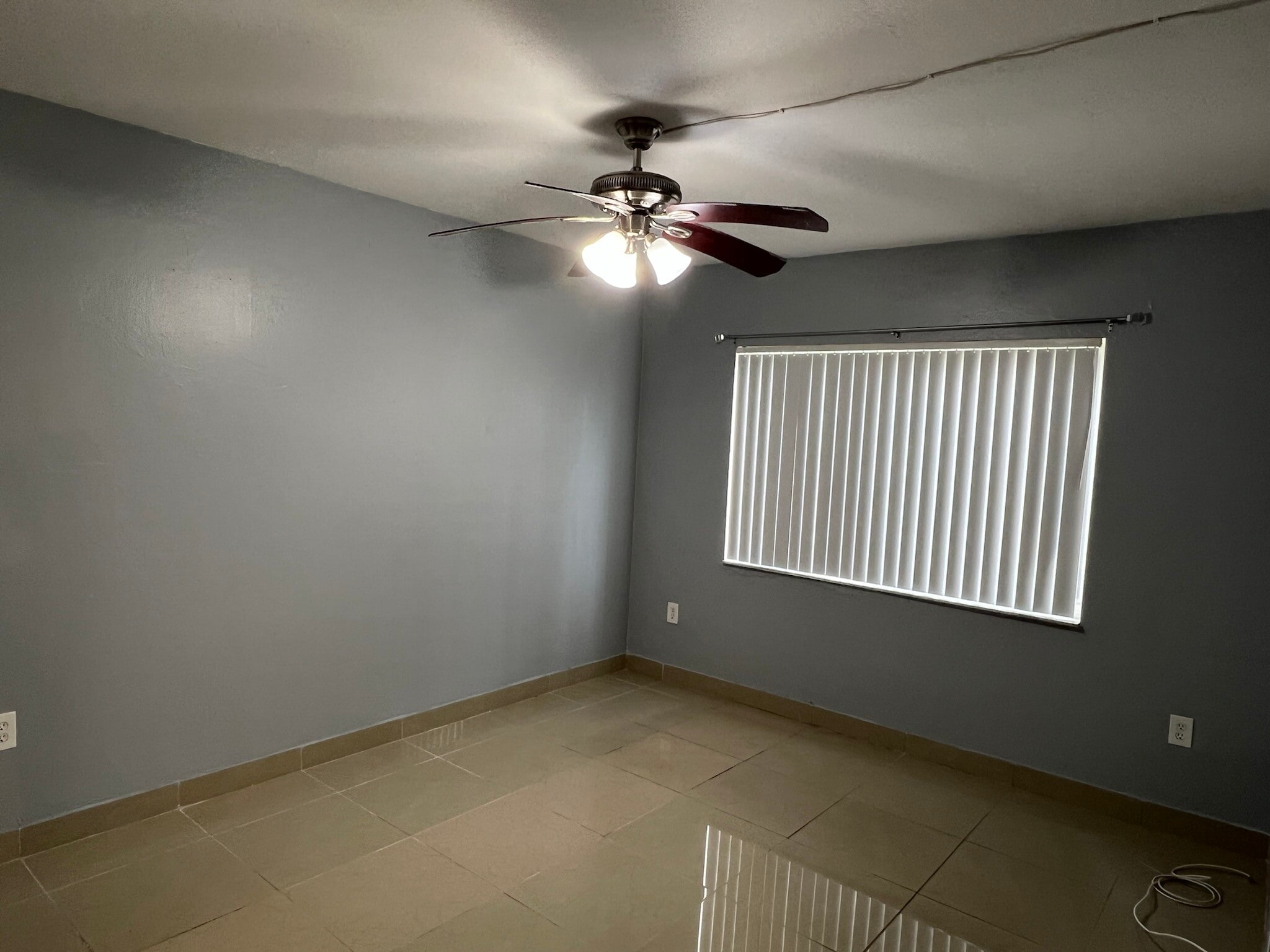 Building Photo - 13890 SW 90th Ave