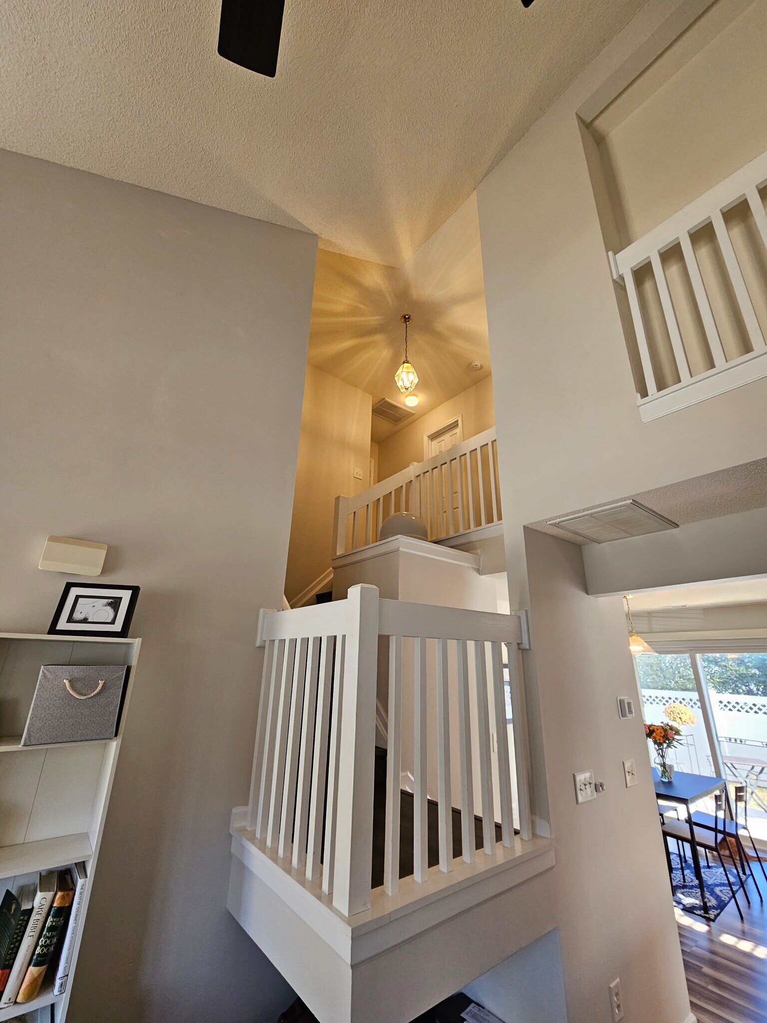 Building Photo - 10887 Holly Ridge Blvd