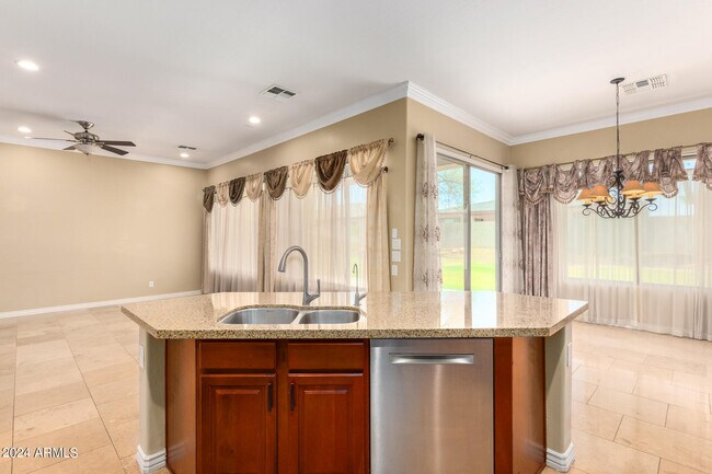 Building Photo - 7453 N 85th Dr