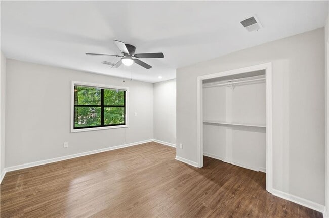 Building Photo - 4528 Lashley Ct NE