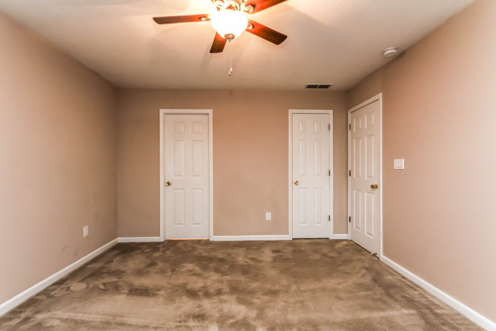 Building Photo - 19187 Fox Chase Dr