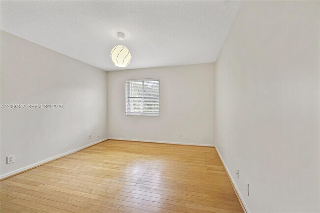 Building Photo - 4312 Laurel Ridge Cir