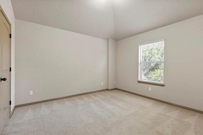 Building Photo - 1509 Greenside Dr