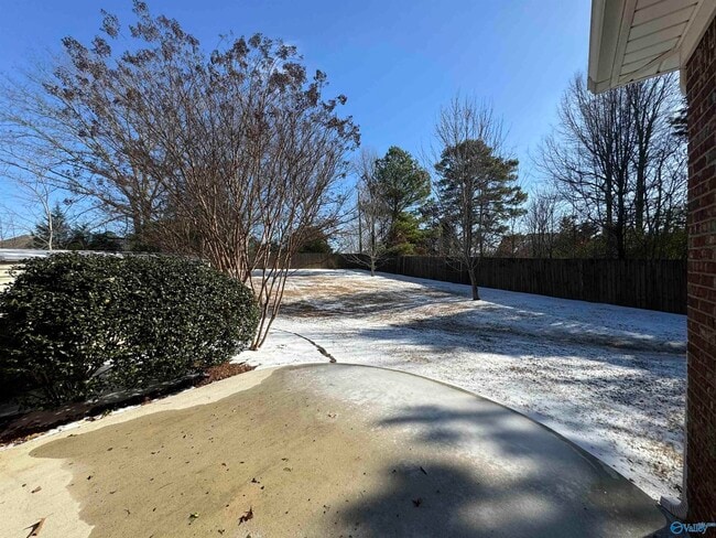 Building Photo - 126 Bilton Dr
