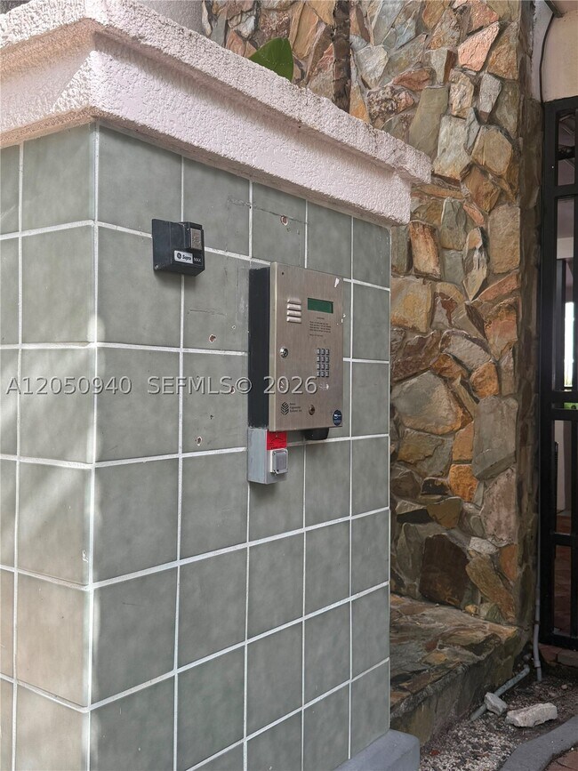 Building Photo - 2924 Day N110