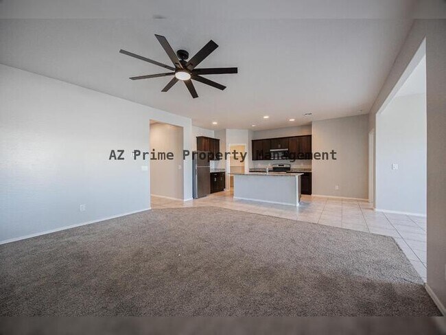 Building Photo - 43606 Juniper Ave