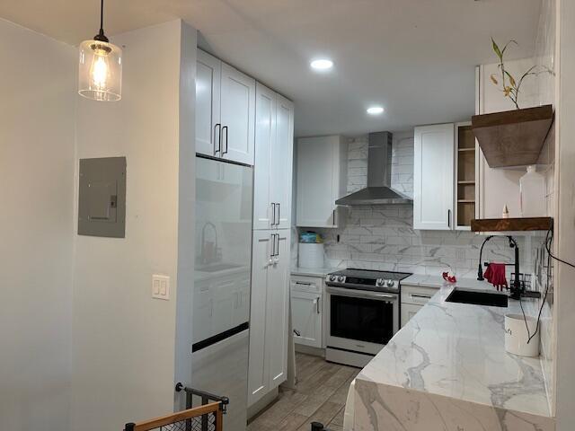 Building Photo - 2220 NE 68th St