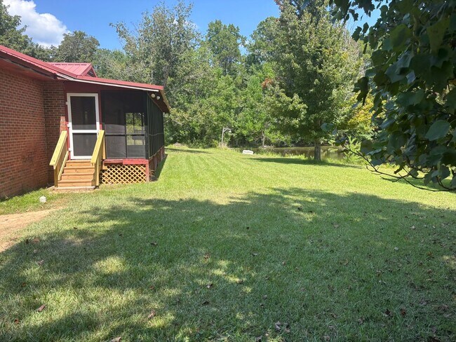 Building Photo - 41 Mallard Ln
