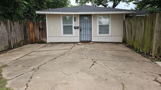 Primary Photo - 5603 Northridge Dr