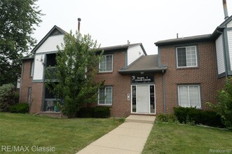 Building Photo - 15450 Ashley Ct