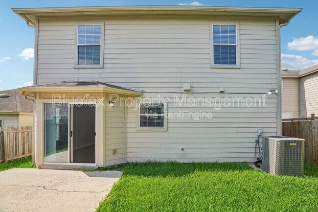 Building Photo - 9939 Bermuda Palm