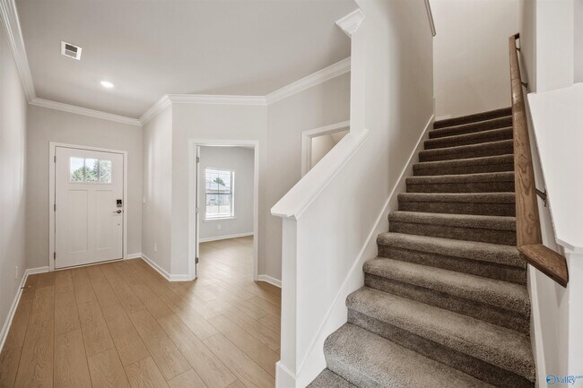 Building Photo - 4608 Hampton Glen Circle SE