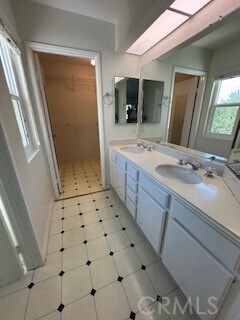 Building Photo - 80 Meadowood