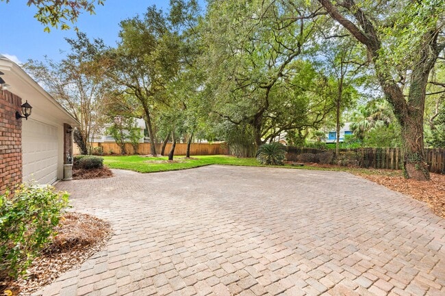 Building Photo - 1300 Windward Cir