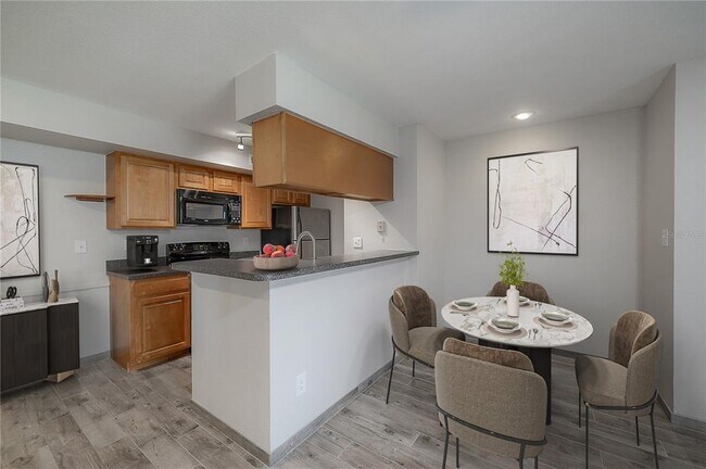 Building Photo - 9100 Dr M.L.K. Jr St N