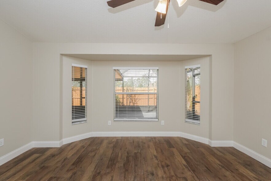 Building Photo - 10610 Navigation Dr