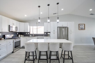 Building Photo - 81358 Avenida Blanca