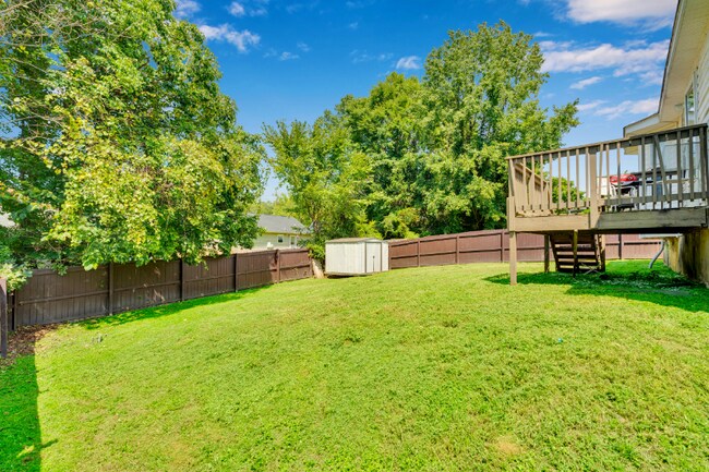 Building Photo - 1216 Eagle Ridge Dr