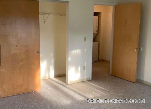 Building Photo - 154 N Beacon St