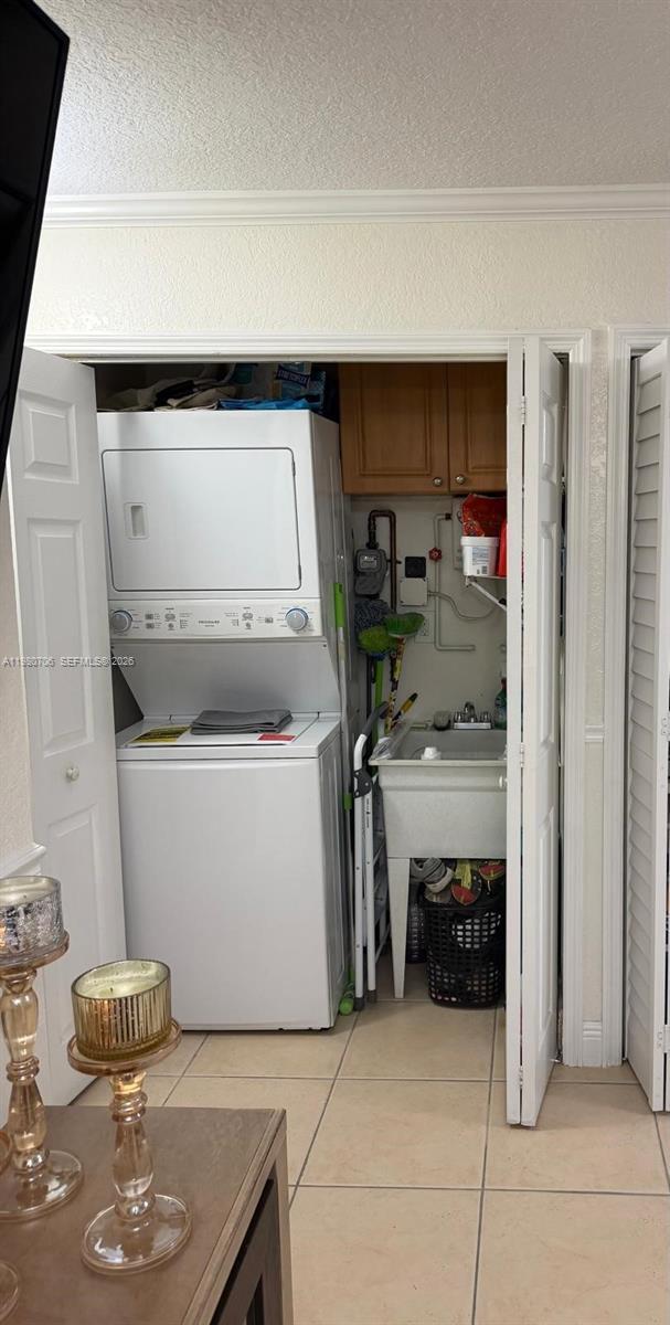 Building Photo - 6246 SW 136th Ct