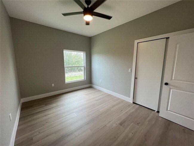 Building Photo - 12130 Henley Ave