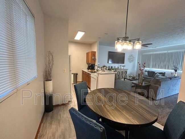 Building Photo - 6241 Holdrege-6