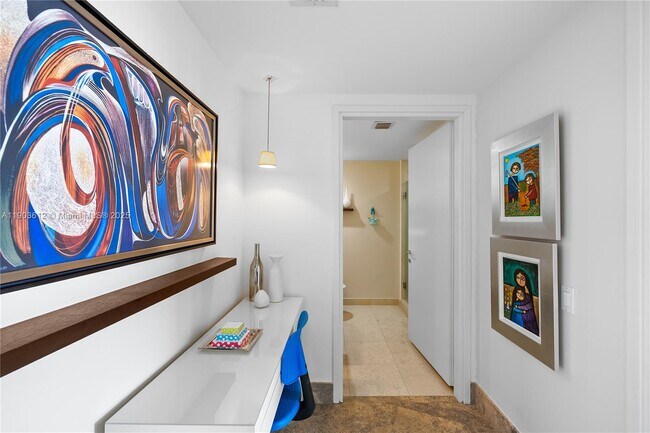 Building Photo - 450 Alton Rd