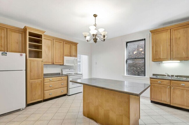 Building Photo - 1617 Westwood Ave