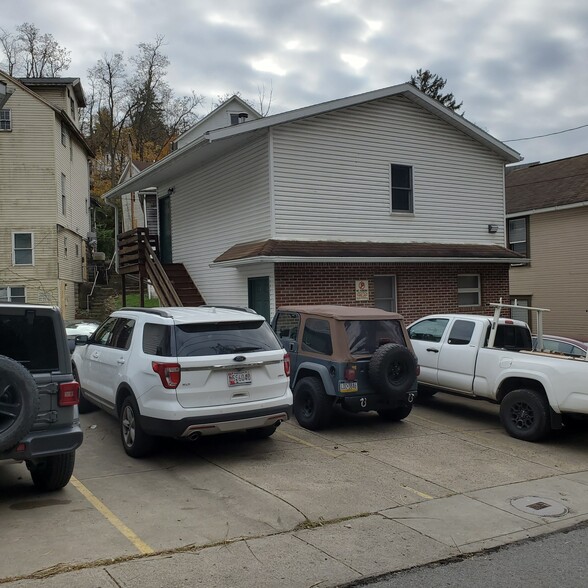 Building Photo - 724 Weaver St