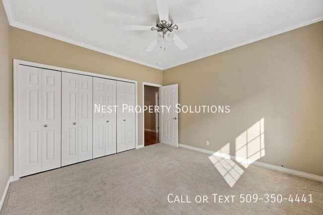 Building Photo - 318 E Tanglewood Dr