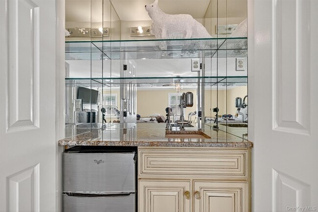 Building Photo - 7 Paiges Way