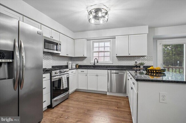 Building Photo - 10108 Ebenshire Ct
