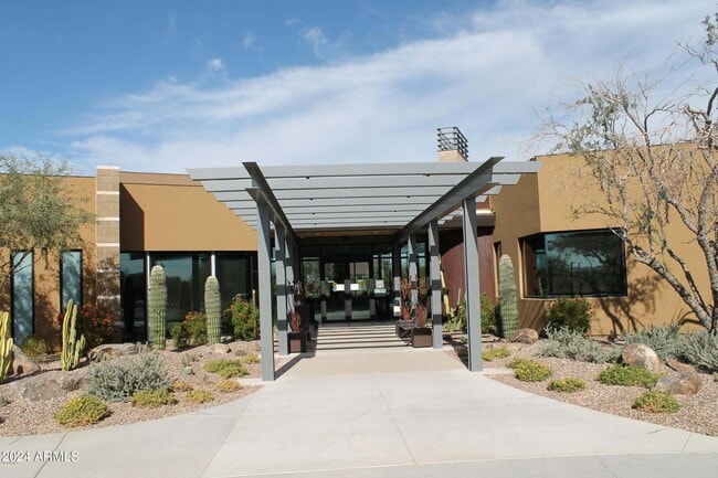 Building Photo - 3544 E Sands Dr