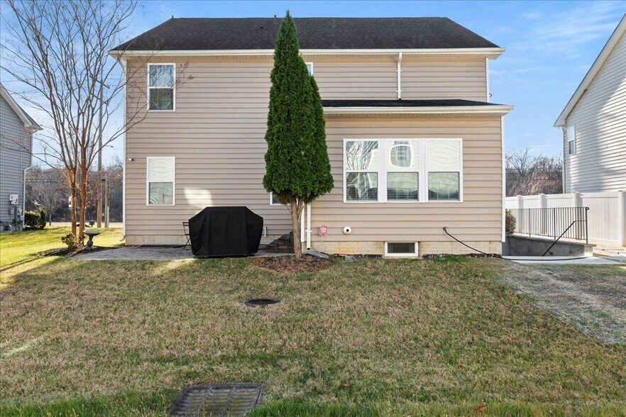 Building Photo - 1506 Mississippi Ave SE