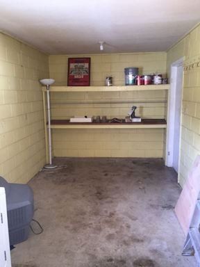 Building Photo - 917 S Alder Ave