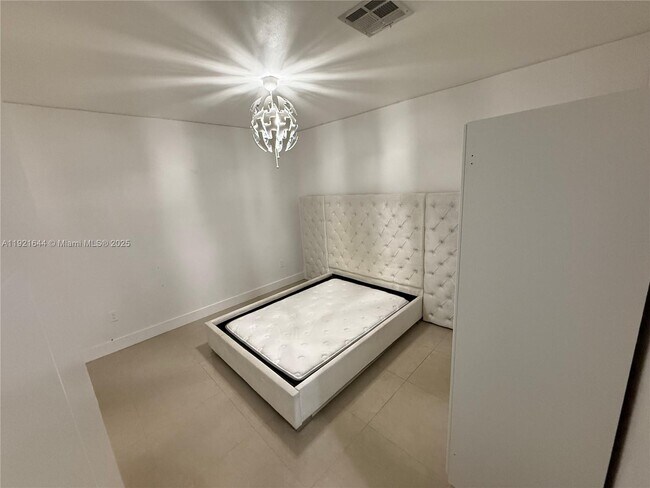 Building Photo - 26728 SW 128th Ct