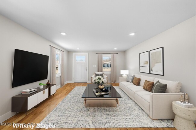 Building Photo - 305 Parsonage St