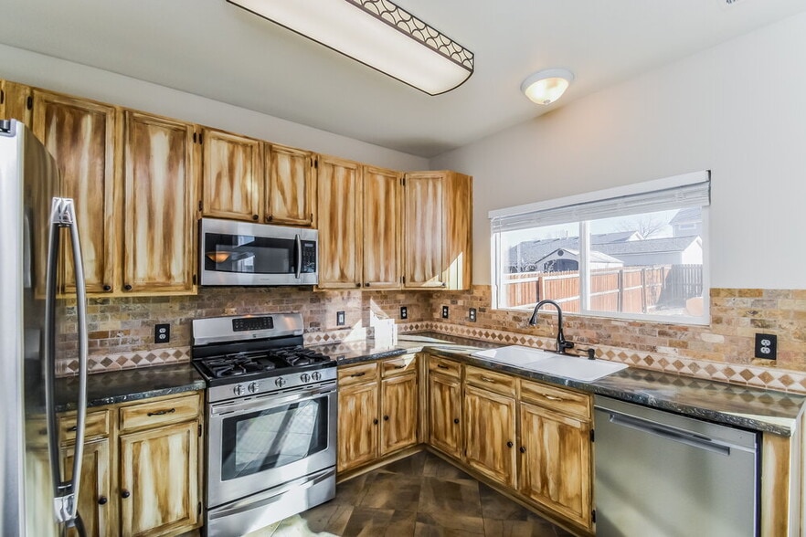 Building Photo - 5292 Mountain Air Cir