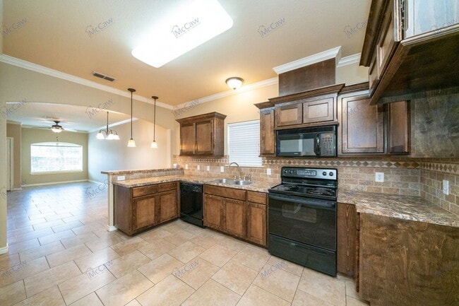 Building Photo - 1612 Stanley Drive