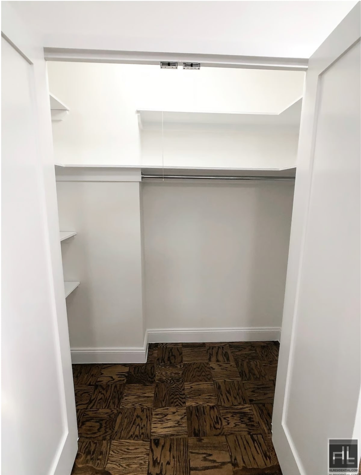 Building Photo - E 89 St