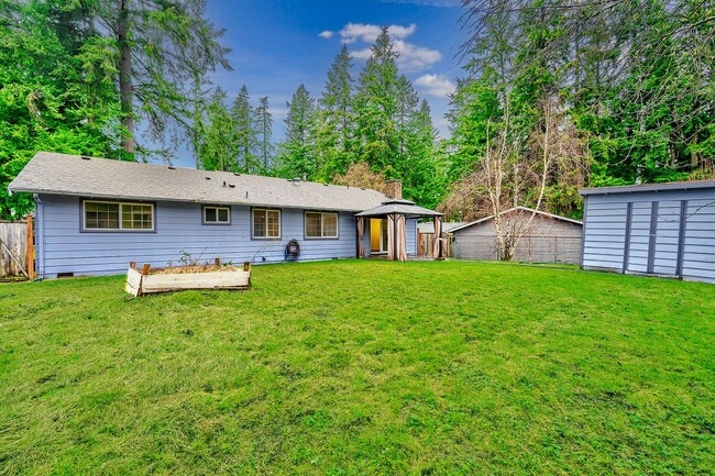Building Photo - 7704 135th Place NE