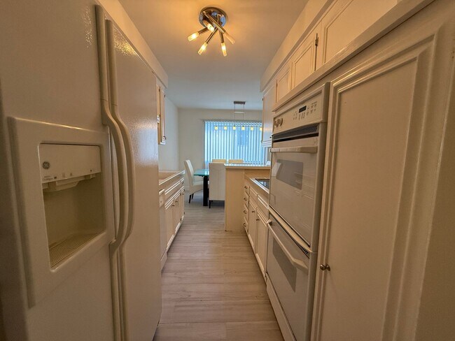 Building Photo - Welcome to 404 San Vicente — Prime Santa Monica Living!