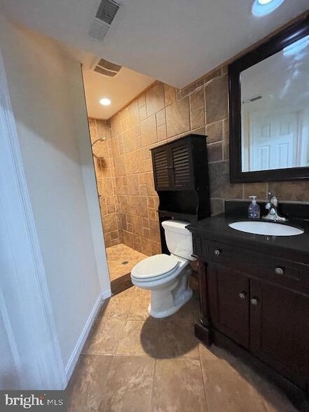 Building Photo - 402 Kojun Ct