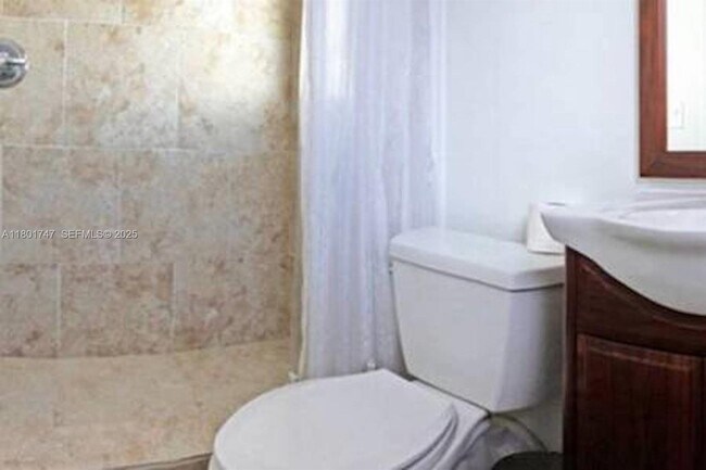 Building Photo - 314 SE 4th St