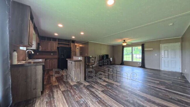 Building Photo - 166 Clonts Rd