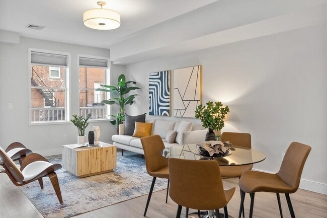 Building Photo - 20 Ridgecrest Ter