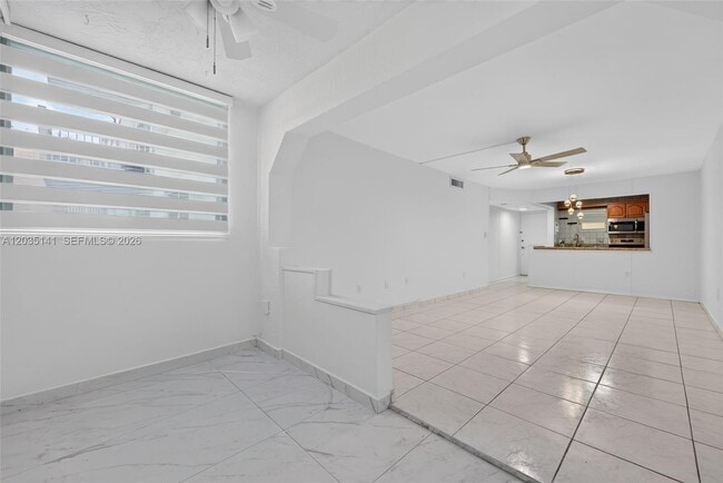 Building Photo - 10300 Coral Wy