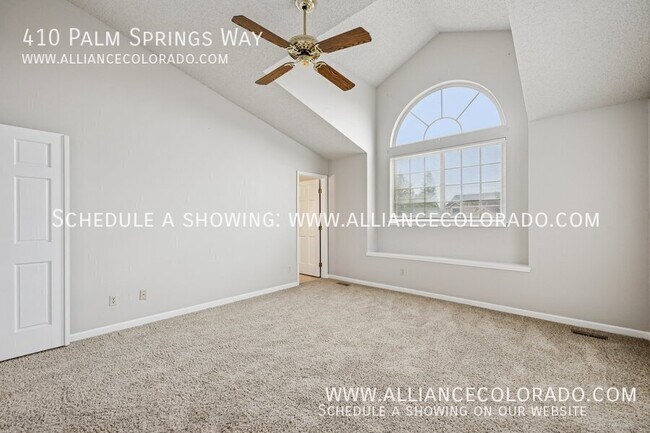 Building Photo - 410 Palm Springs Way